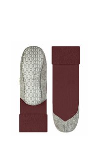 Burgunderfarbene Slippersocke mit strukturiertem Obermaterial, weichem grauem Fersenbereich und gummierter Sohle mit einem Diamantprofil für besseren Halt.