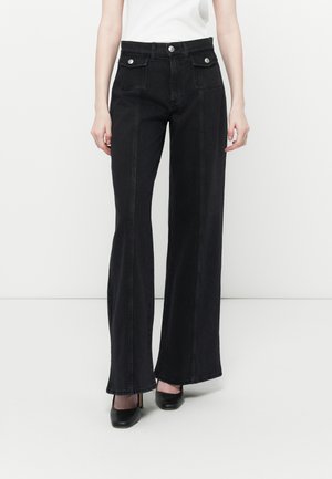 Jeans in denim nero a vita alta con gambe larghe, due tasche frontali e chiusura con bottone, con dettagli di cucitura lungo le cuciture.