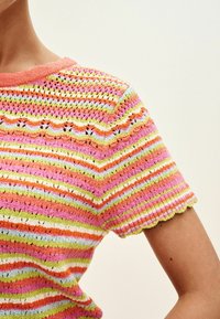 Next REGULAR FIT - T-shirts basic - pink stripe