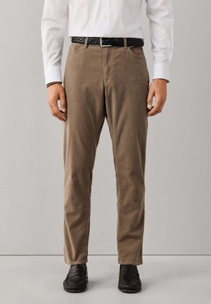 Hackett London, HACKETT LONDON TROUSERS MOLESKIN 5PKT - Pantalones - putty beige
