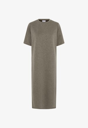 Olivově zelené šaty s krátkým rukávem, rovného střihu, s kulatým výstřihem, vyrobené z měkké tkaniny. Nadčasový design s hladkým texture a minimálními detaily.