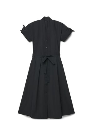 Abito midi nero con maniche corte annodate ai polsini, chiusura frontale con bottoni e cintura in vita annodata a fiocco.