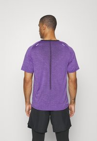 Nike Performance TECHKNIT ULTRA - T-shirt desportiva - cave purple/action grape/silver