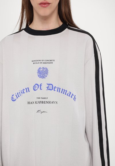 Han Kjøbenhavn FOOTBALL LONG SLEEVE TEE - Tops ar garām piedurknēm - light grey