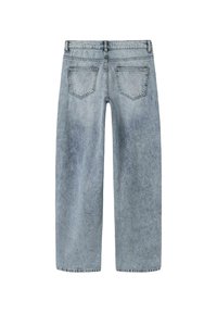 Jeans en jean bleu clair avec un design à jambe droite, dotés de deux poches arrière et d'une taille simple avec passants de ceinture.