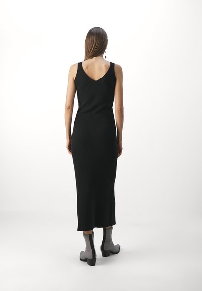 STUDIO ID DRESS - Maksimekko - black