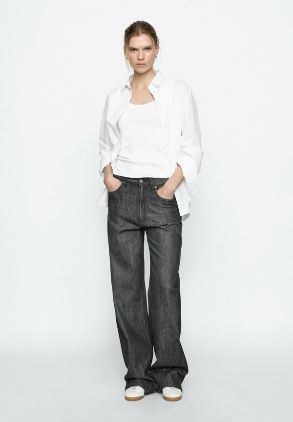 HIGH-WAIST WIDE-LEG - Straight leg jeans