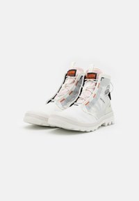 Palladium Šněrovací kotníkové boty - white