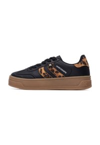 XTI Sneakers basse leopard/marrone