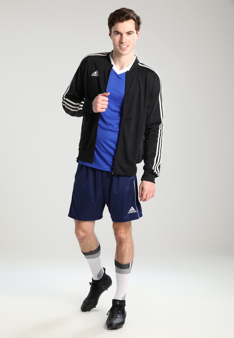 Men CORE ELEVEN PRIMEGREEN FOOTBALL 1/4 SHORTS - Sports shorts Men CORE ELEVEN PRIMEGREEN FOOTBALL 1/4 SHORTS - Sports shorts