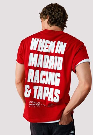 Red Bull Racing x Pepe Jeans, RED BULL RACING X PEPE JEANS BASIC T-SHIRT RACING & TAPAS TEE UNISEX - T-shirt print - red