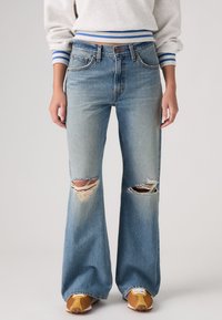 Sélectionné, blue denim
