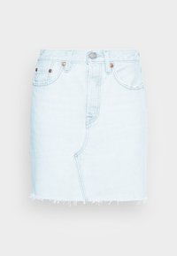 Ljusblå jeanskjol med knappstängning framtill, fransad fåll och två framfickor. Standardpassform med rak skärning.