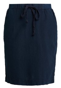 Námořnická modrá sukně vyrobená z lehkého materiálu, s elastickým pasem a šňůrkou na stažení, a má švy podél lemu.