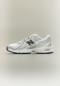 Неизбран, white/cherry