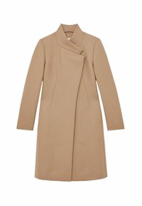 Beige takki, joka on valmistettu teksturoidusta kankaasta, sisältää korkean kauluksen, pitkät hihat ja piilotetun etulukituksen, jossa on pystysaumadetaljointeja.
