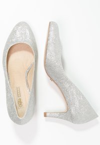 Buffalo Pumps - silver-coloured