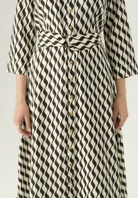 FEMESTAGE Shirt dress - beige - Zalando