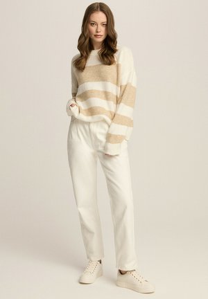 Diverse, - Sweter