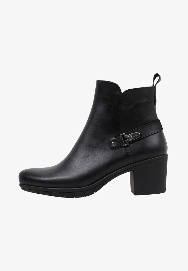 Bottine en cuir noir avec un bout rond, un talon carré, un accent de sangle sur le côté et une languette. Texture lisse avec un design épuré.