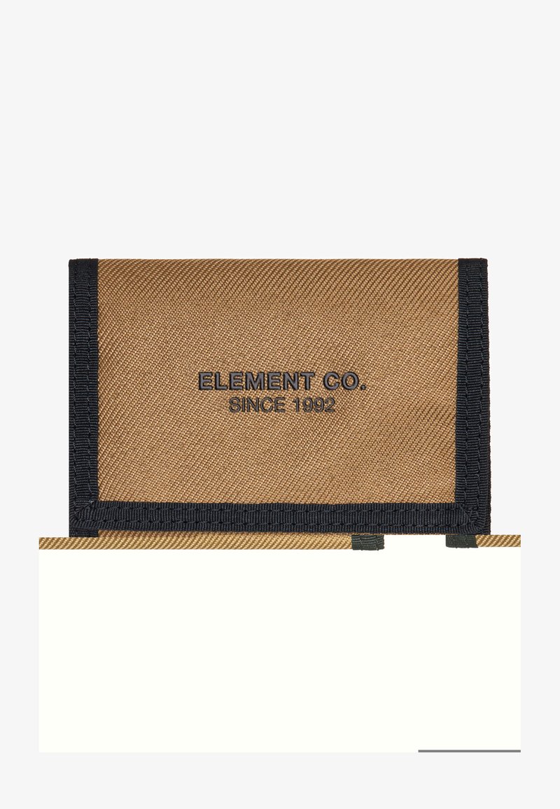 Bruine stoffen portemonnee met zwarte rand, voorzien van de geperste tekst "ELEMENT CO. SINCE 1992" in het zwart. Gestructureerd oppervlak met een opvouwbaar ontwerp.