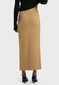 RESIDUS LALA - Maxirock - beige