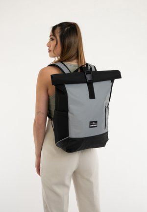 Johnny Urban ROBIN MEDIUM BIKE - Rucksack - schwarz reflektierend