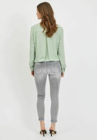 VILA VILUCY - Blouse - desert sage