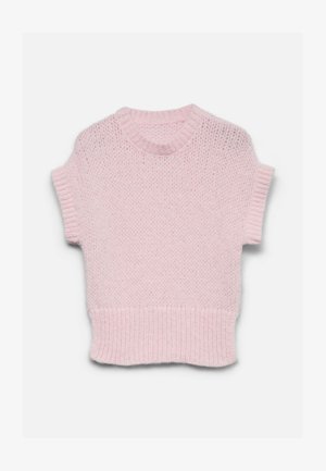 Myk rosa strikket ermeløs genser med ribbestrikket rund hals, mansjetter og kant, vist flatt på hvit bakgrunn.