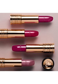 LANCÔME L'ABSOLU ROUGE CREAM - Läppstift - nuit-parisienne