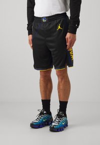 Nike Performance NBA GOLDEN STATE WARRIORS SHORTS - Sporto klubų atributika - black/amarillo