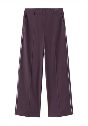 Pantalones de pierna ancha en tejido púrpura profundo con rayas laterales blancas, que cuentan con bolsillos delanteros y un diseño de cinturilla recta.