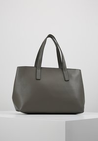 TOM TAILOR TTMARLA - Mala de mão - grey