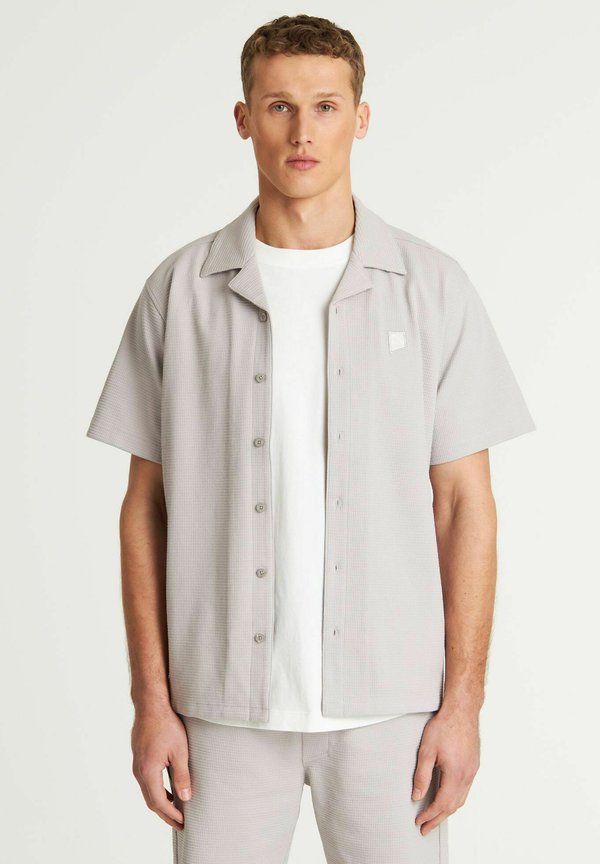 SHORTSLEEVE DOBY STRUCTURE - Hemd - beige