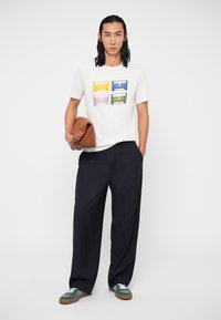 PS Paul Smith TAPES - Tricou cu imprimeu - white