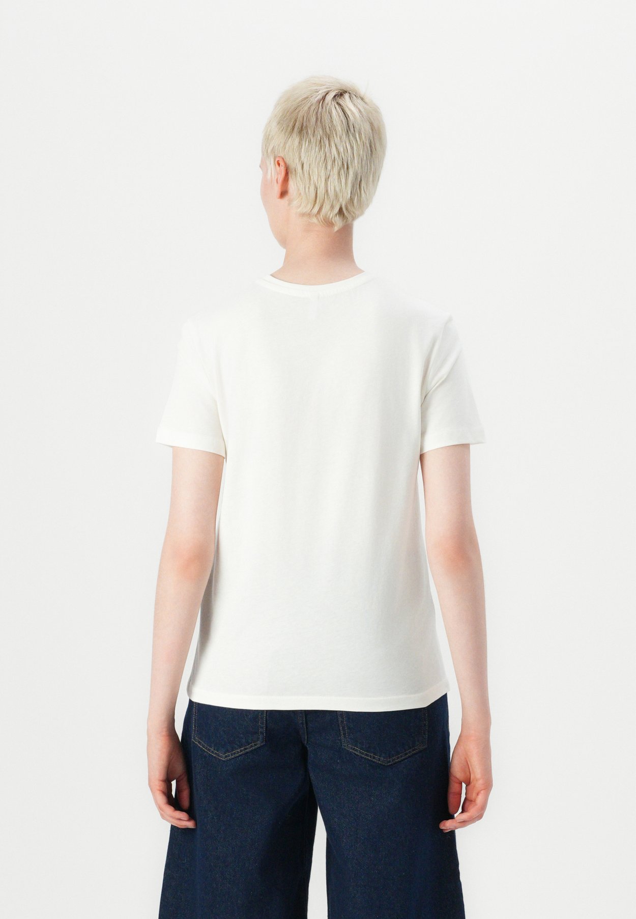 ONLKATTY TEE