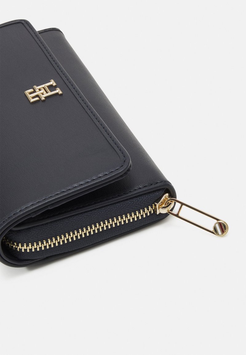 City Summer Tommy Hilfiger Portemonnaie Frauen Csengele Herren