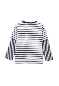 Maglietta a maniche lunghe con strisce bianche e navy, collo tondo e design delle maniche contrastante. Materiale in cotone con una texture liscia.