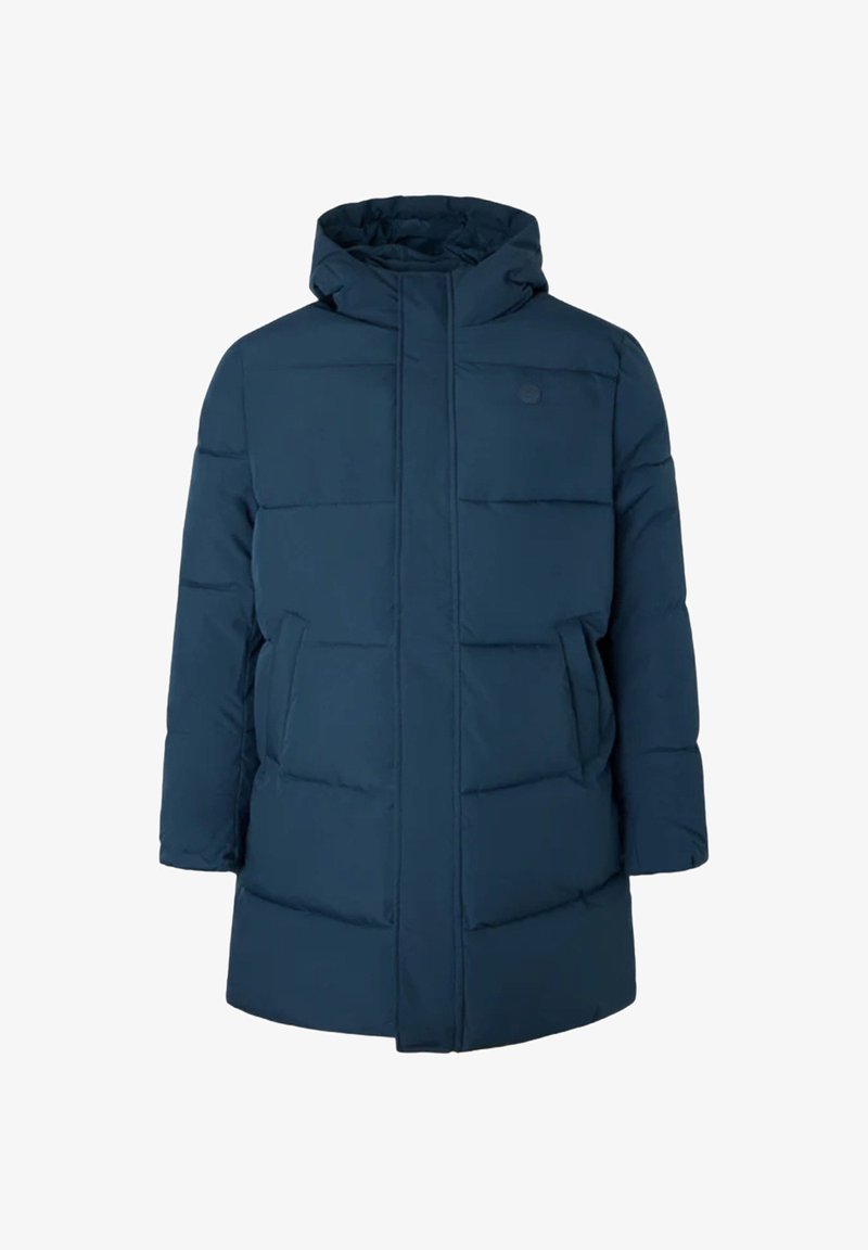 Abrigo acolchado de color azul marino con cuello alto, cierre de cremallera, dos bolsillos frontales y acolchado cosido para aislamiento. Textura de tela suave.