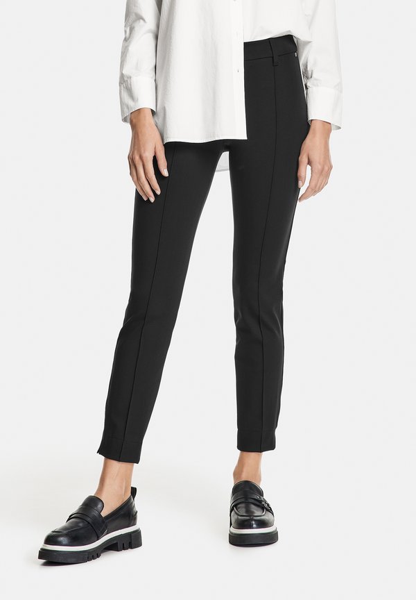 AUS TECHNOSTRETCH - Stoffhose - schwarz