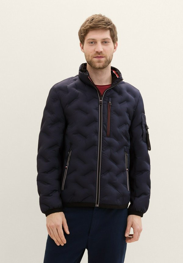 Hybridjacke mit dünner Kapuze - Übergangsjacke