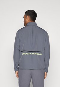 Under Armour LAUNCH - Giacca da running - castlerock/morph green