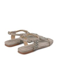 Sandalias de ante gris con acentos decorativos de rhinestones, suelas planas, correas ajustables en el tobillo y un diseño simple de tira.