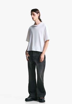 Loose fit -farkut - black