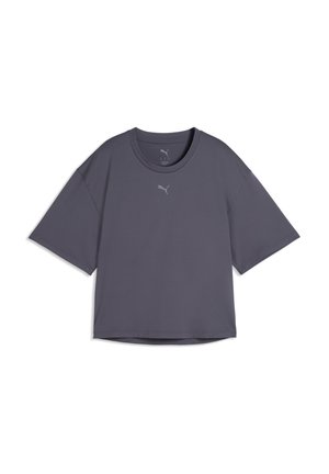T-shirt de sport Puma gris foncé à manches courtes avec un col rond et un petit logo Puma centré sous le col.