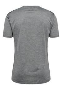 Szary t-shirt z krótkim rękawem i okrągłym dekoltem. Wykonany z miękkiego, teksturowanego materiału. Posiada czarne akcenty na ramionach.