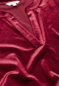 Cellbes of Sweden WITH FRILL - Jerseyjurk - dark red