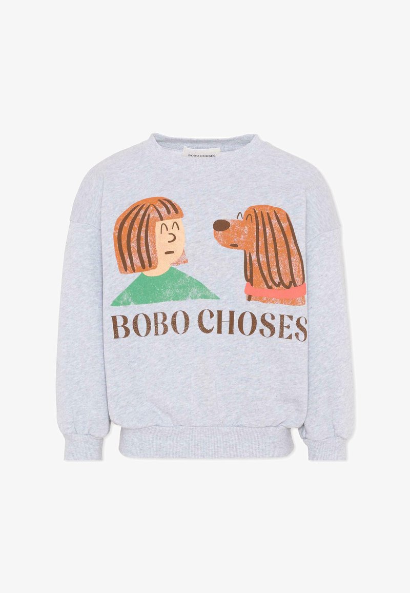 Sweat-shirt gris clair avec un dessin animé d'une personne aux cheveux bruns et d'un chien brun se faisant face au-dessus du texte « BOBO CHOSES. »