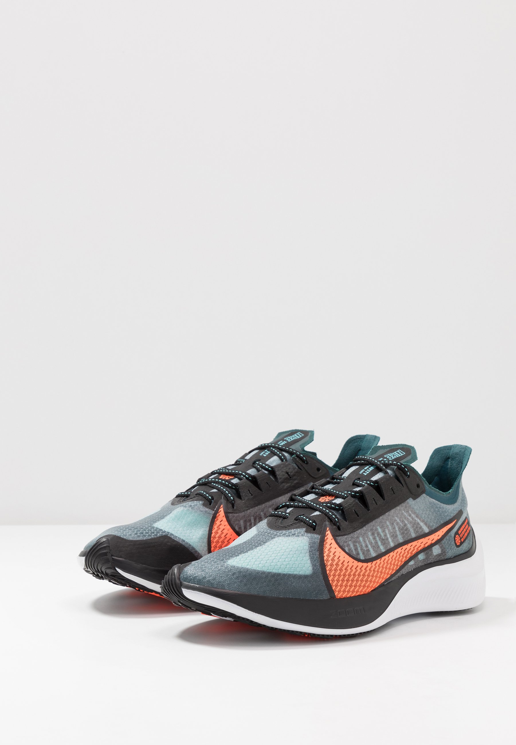 nike zoom gravity midnight