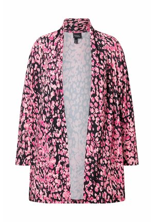 Giacca a maniche lunghe con apertura frontale, stampa astratta leopardata rosa e nera, tessuto leggero e vestibilità comoda.